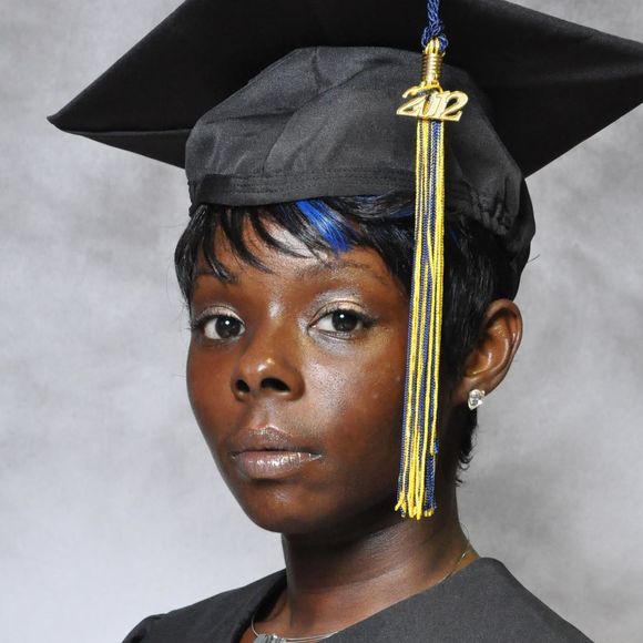 Meet your Posher, Kamia - Picture 1 of 1